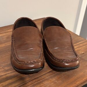 Big boys dress or casual loafers.  Barely worn deer 🦌 stag brand sold by Belk